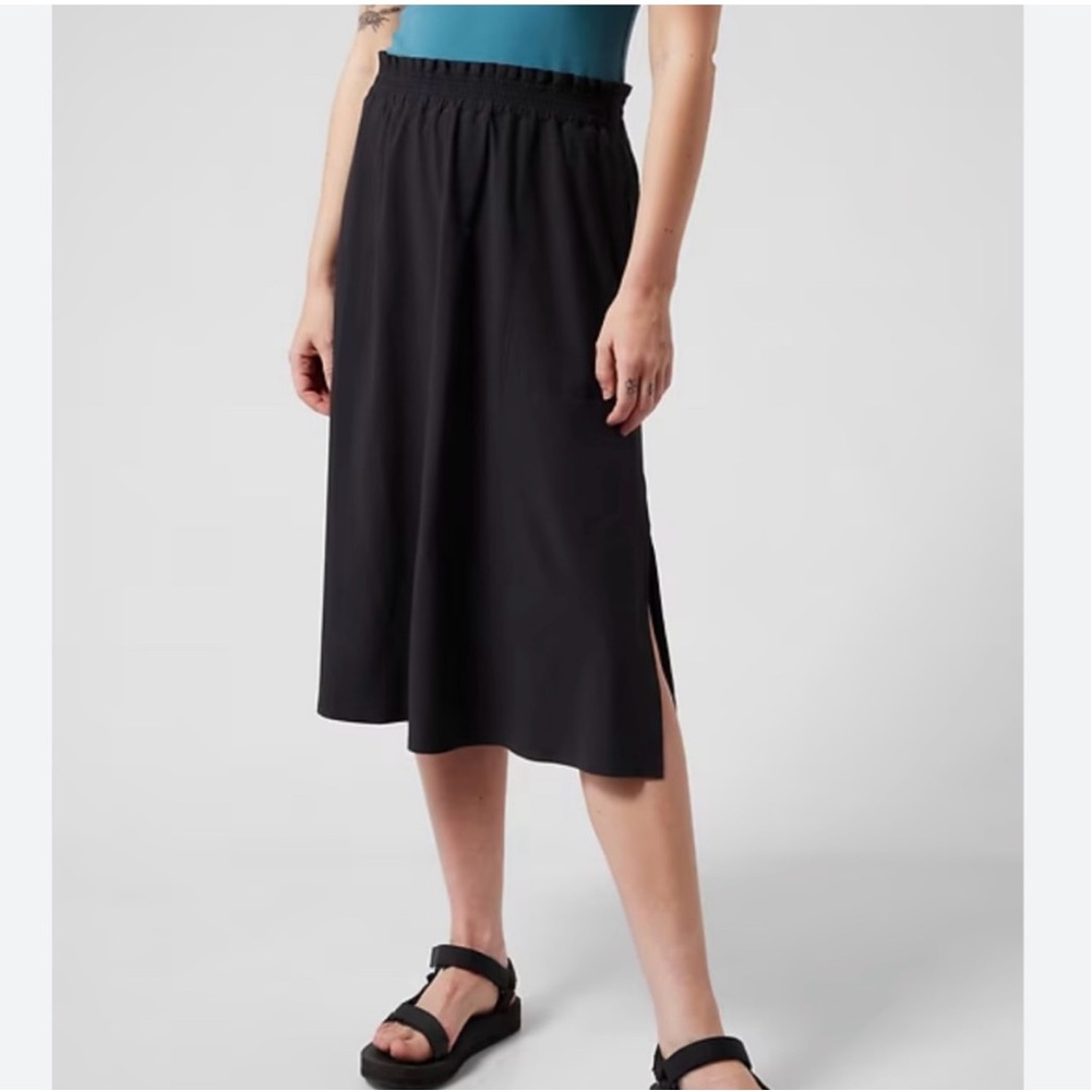 Athleta Savannah Midi Lightweight Travel Skirt Black XXS